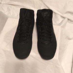 BLACK  SIZE 10 NIKE AIR VISI PRO III NBK